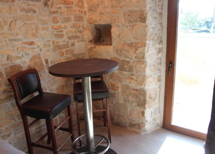 Stone House Istria Hris 1